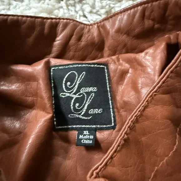 Laura Lane Brown cute fall autumn street minimalist faux leather jacket - Picture 5 of 5